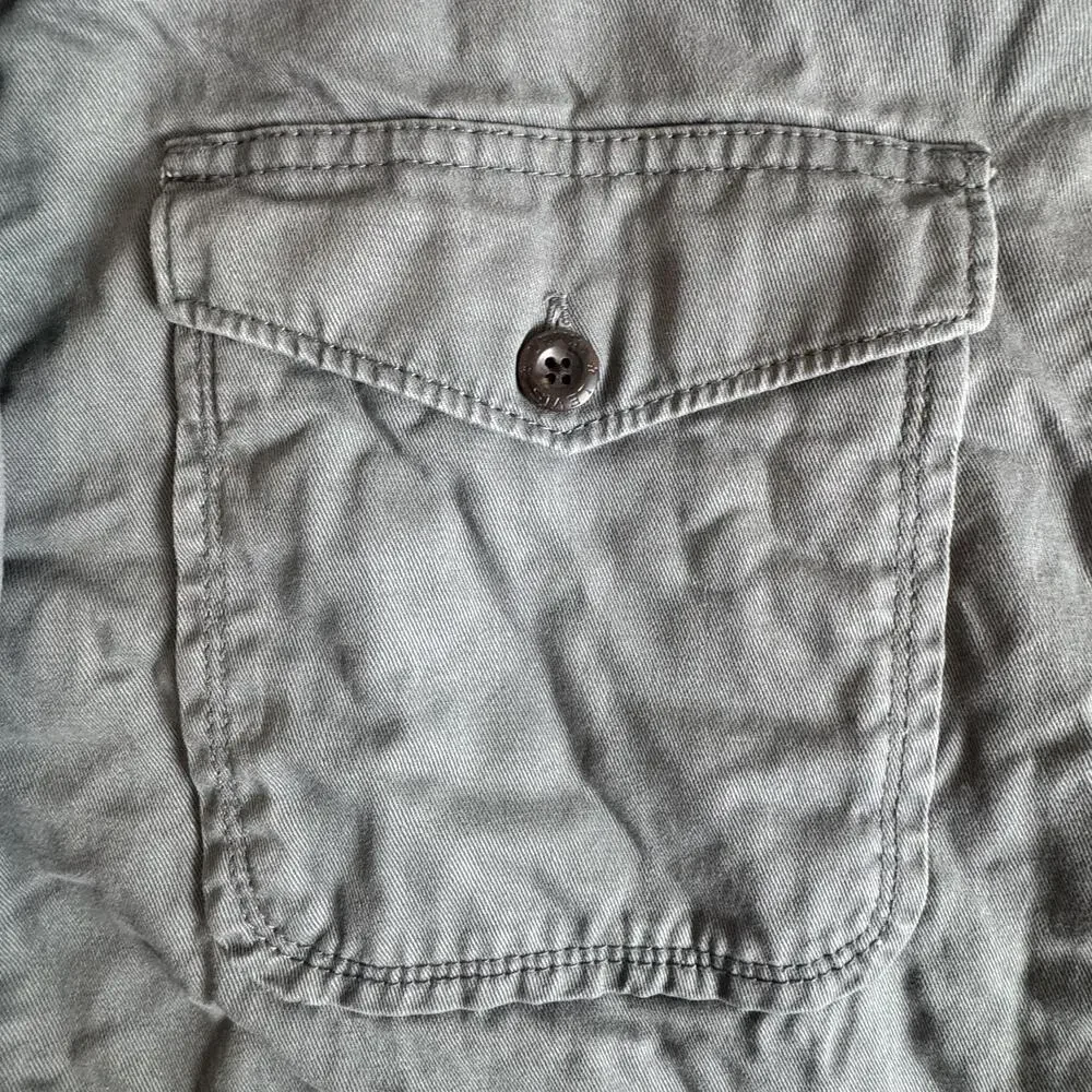 Levis Shirt Jacket Mens 2XL Gray Sherpa Lined Button Up Workwear Western Shacket